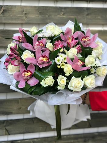 Букет цветов из: Розы и Хризантемы в Фокино Брянской области