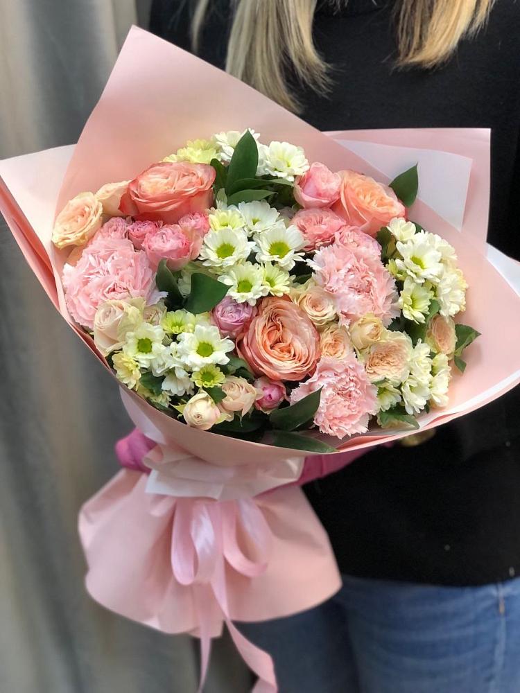 Букет цветов из: Гвоздики, Розы и Хризантемы в Фокино Брянской области