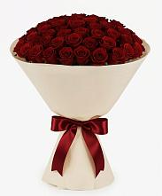 Букет 101 Бордовая роза Блэк Бакарра в Фокино Брянской области
