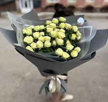 Букет Белые кустовые розы Солинеро #REPLACE_PRED# Фокино Брянской области