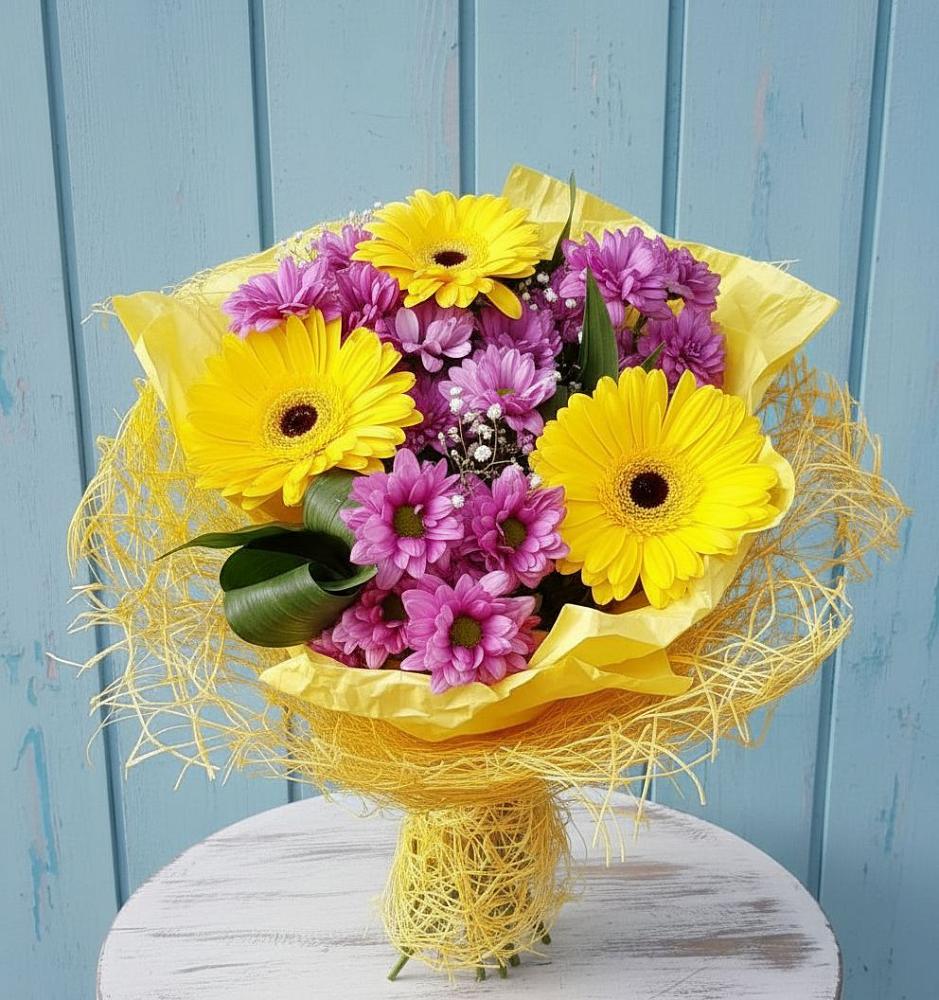 Букет цветов из: Хризантемы и Герберы в Фокино Брянской области