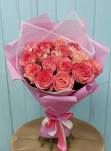 Букет 15 Розовых роз Равель в Фокино Брянской области